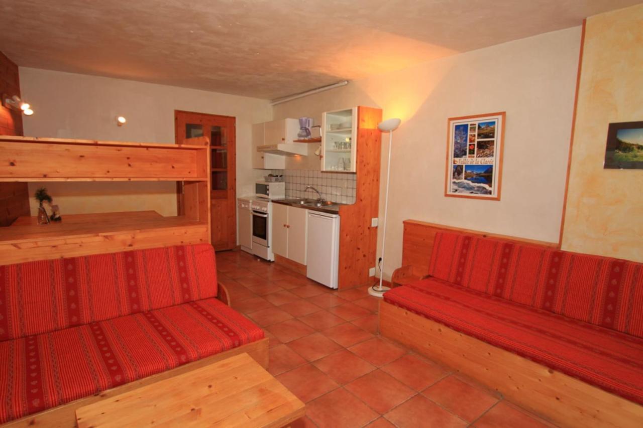 Le Barlet23 Pers Hameau Des Chazals Nevache Hautes Alpes Екстериор снимка